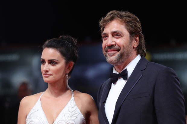 Javier Bardem e Penélope Cruz na estreia de 'Mother!' (Foto: Getty Images)