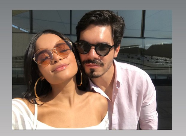 Caroline Macedo e namorado (Foto: Reprodução/Instagram)