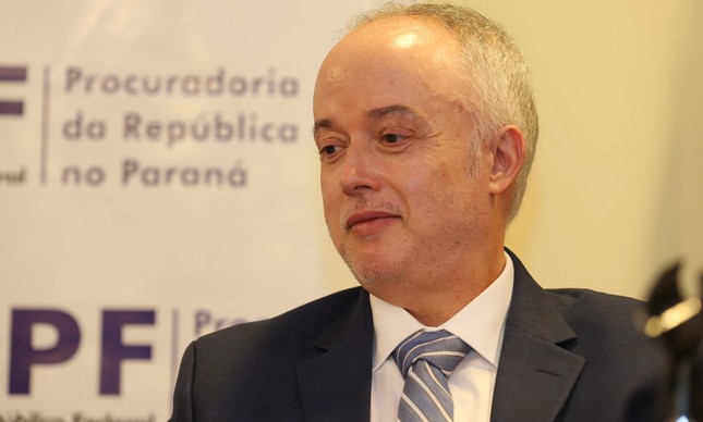 O procurador Carlos Fernando