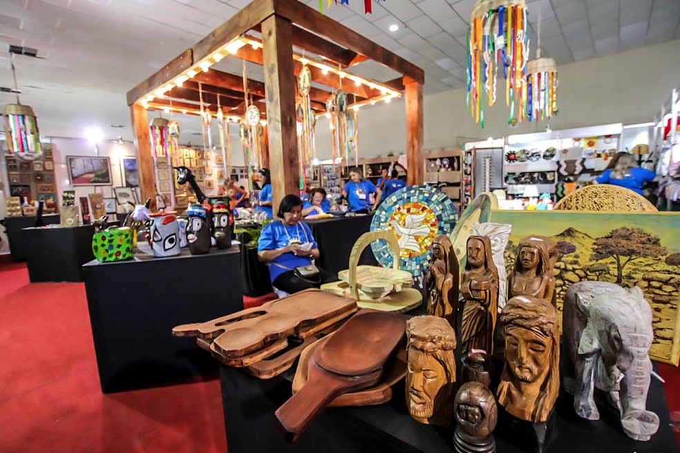 Feira internacional reúne artesãos de 7 países no Centro de Convenções de  Natal | Rio Grande do Norte | G1