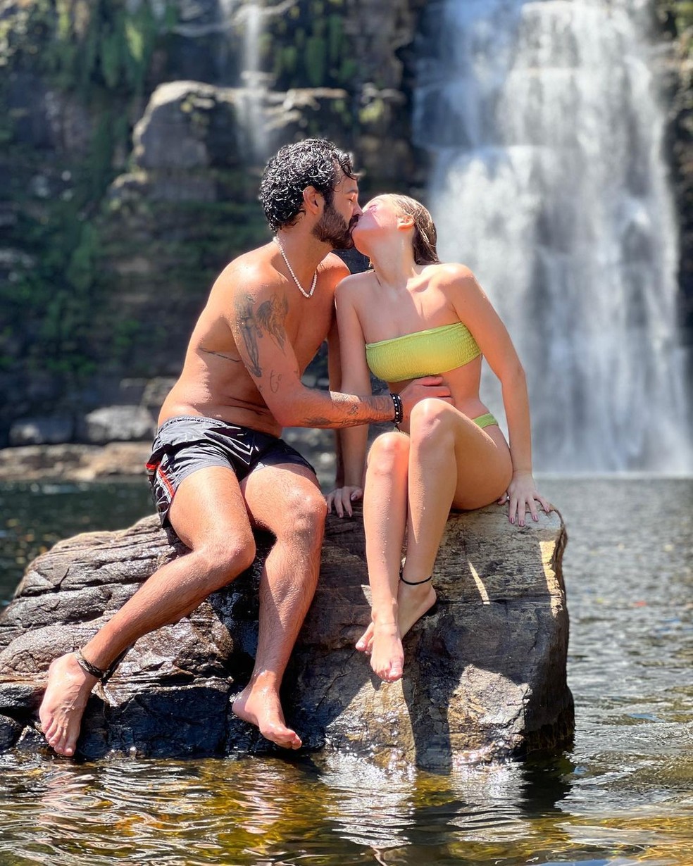 Duda Reis e o namorado  &mdash; Foto:  Reprodu&ccedil;&atilde;o/Instagram