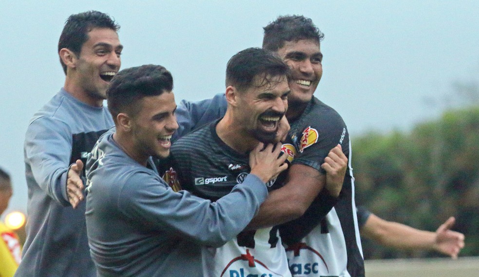 Bruno Santos lembra da desconfiança e pede para torcida ...