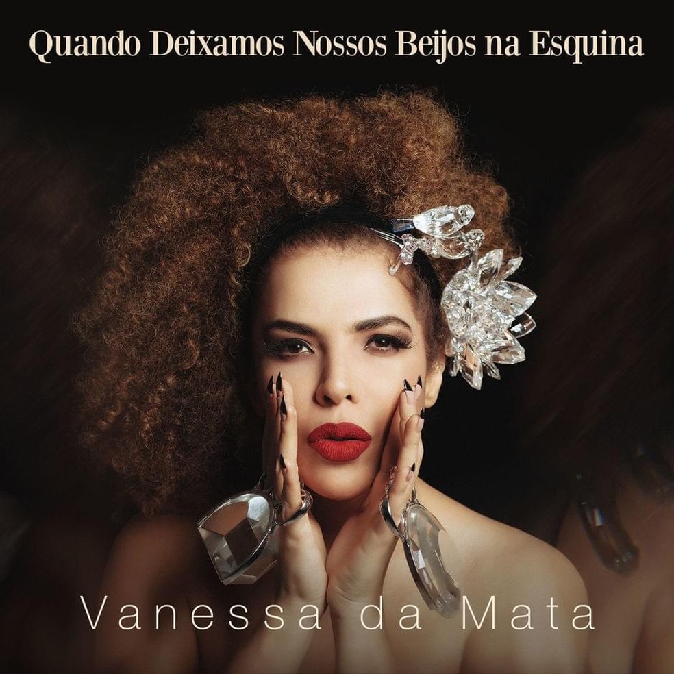 Capa do álbum 'Quando deixamos nossos beijos na esquina', de Vanessa da Mata — Foto: Divulgação