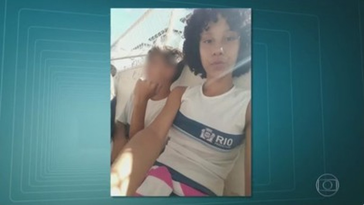 Justiça decide que Governo do RJ deve pagar R$ 1 milhão à família de jovem morta dentro de escola