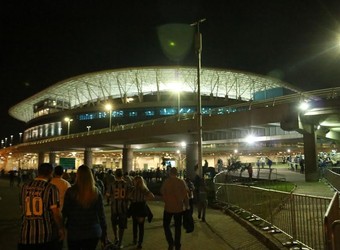 Para matar a saudade: torcida vibra com a volta dos jogos do Grêmio