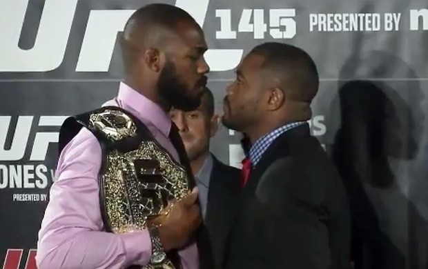 jones-evans2_ufc_rep.jpg