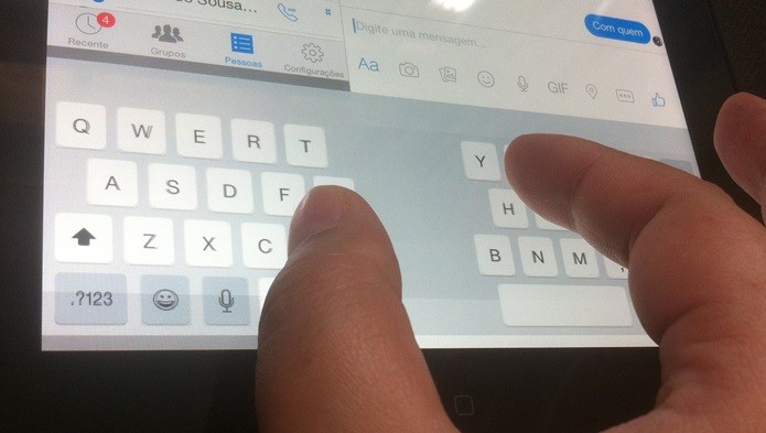 Ajuste o teclado para facilitar digitação com o iPad na vertical (Foto: Gabriel RIbeiro/TechTudo)