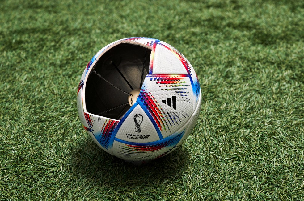Bola da Copa do Mundo do Qatar — Foto: Divulgação/Adidas