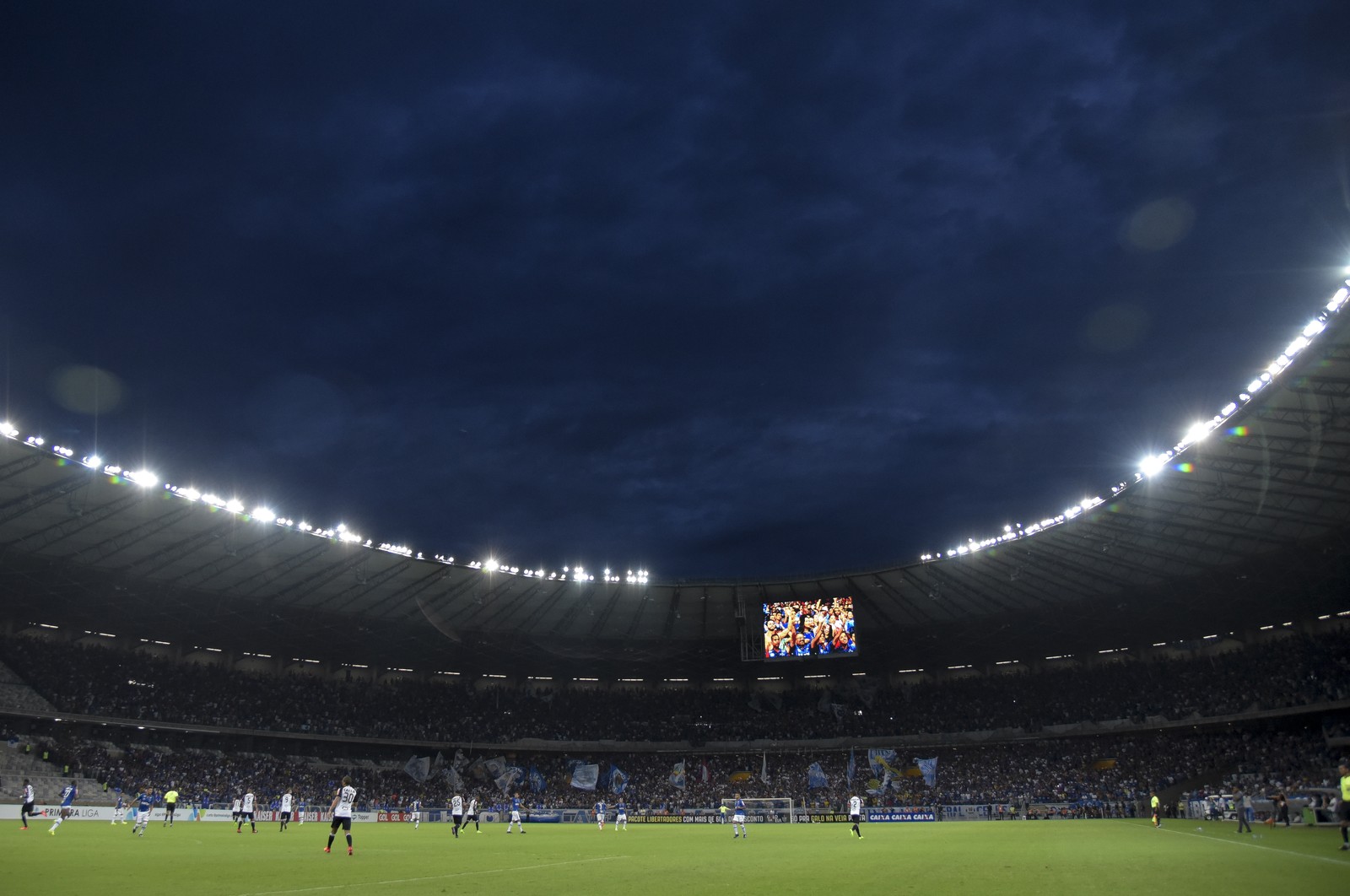 Mais de 44 mil torcedores têm acesso garantido para clássico no Mineirão