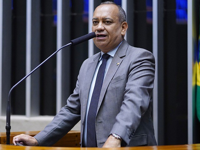 O titular do PDT na CPI do MST será o deputado Max Lemos (RJ) — Foto: Câmara dos Deputados