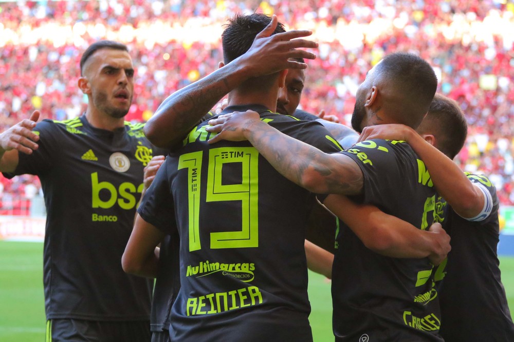 Seleção dos mais caros da Libertadores tem 7 brasileiros e entre eles, 2 Flamenguistas