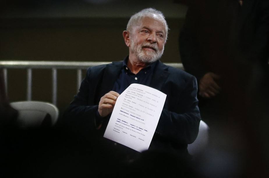 Lula participa de ato na USP pela democracia