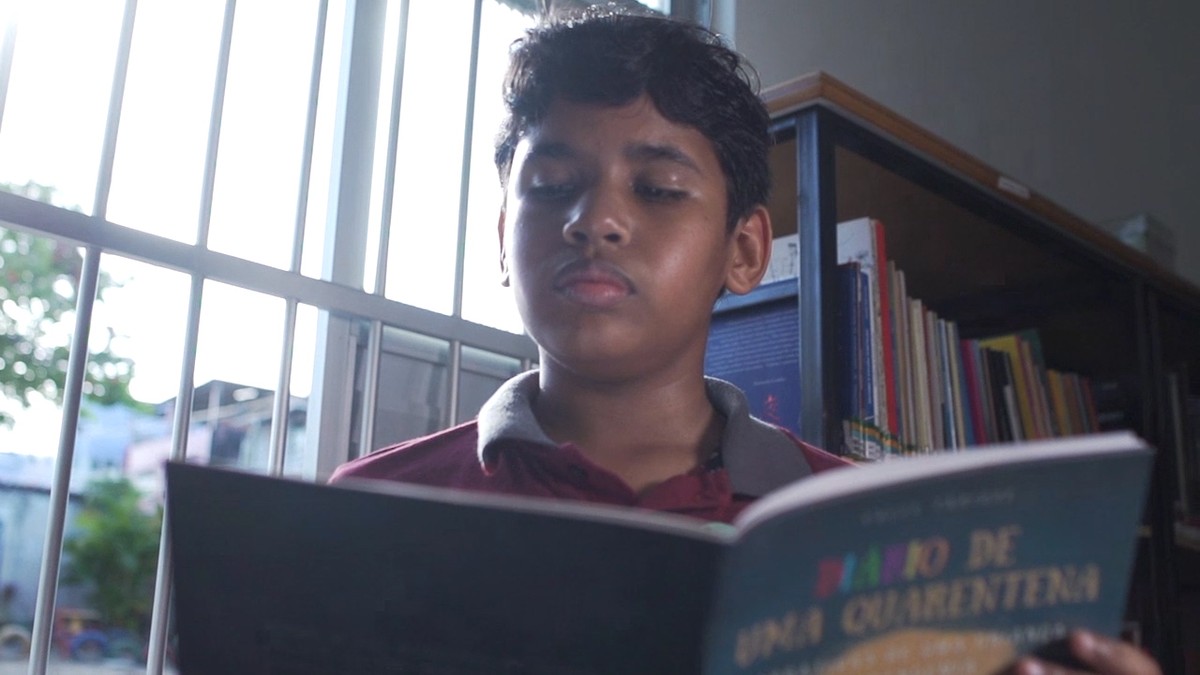 Estudante escreve livro sobre desafios de ser uma criança na pandemia ...