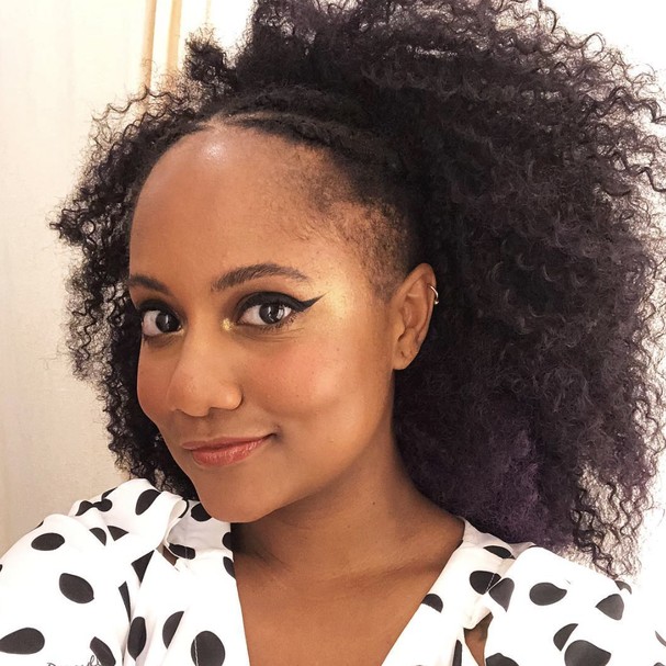 Cabelo afro: penteados e cuidados para bombar ainda mais o visual (Foto: Reprodução Instagram)