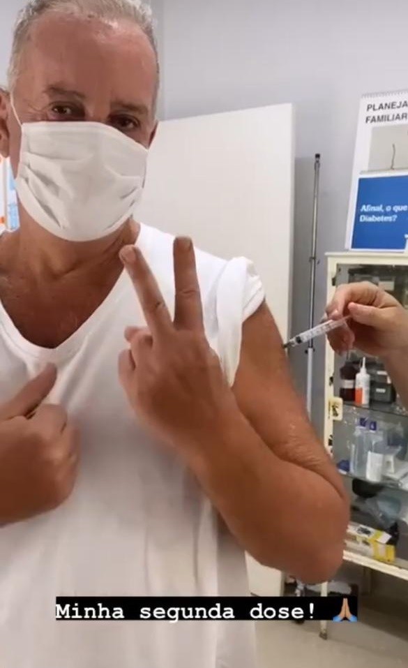 Luiz Fernando Guimarães é vacinadono Rio (Foto: Reprodução/Instagram)