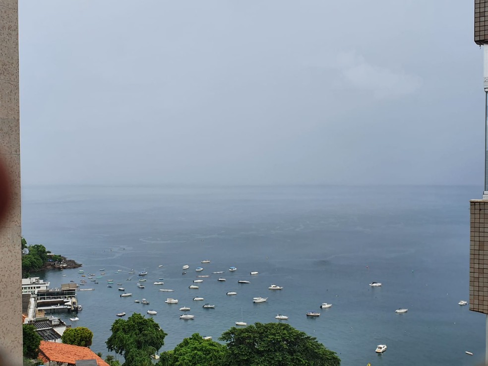 Salvador terá fim de semana nublado com possibilidade de chuvas isoladas — Foto: Mateus Simoni/TV Bahia