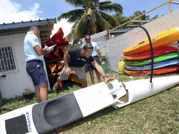 Em 2011, Jean-Paul Castellani escapou ileso de um ataque de tubarão na costa do cabo La Hossaye, em Saint-Paul de la Réunion, no departamento francês de Reunião, no Oceano Índico.  (Foto: AFP)