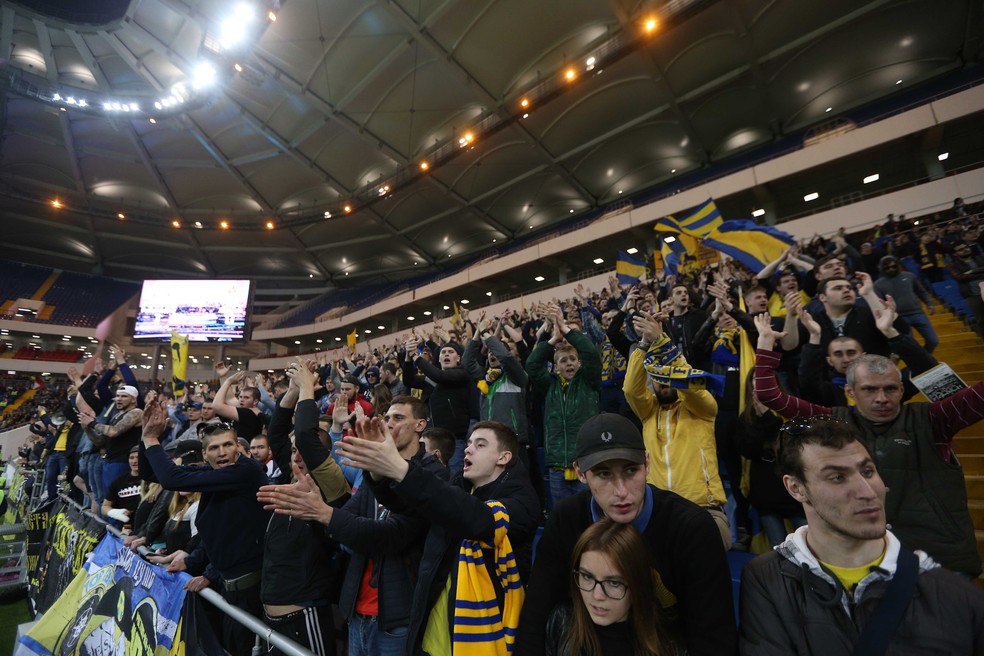Palco da estreia do Brasil na Copa, Estádio de Rostov é inaugurado neste domingo (Foto: Reuters)