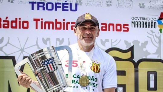 Sem zagueiros titulares, Sampaio tem volta de Ferreira e aguarda