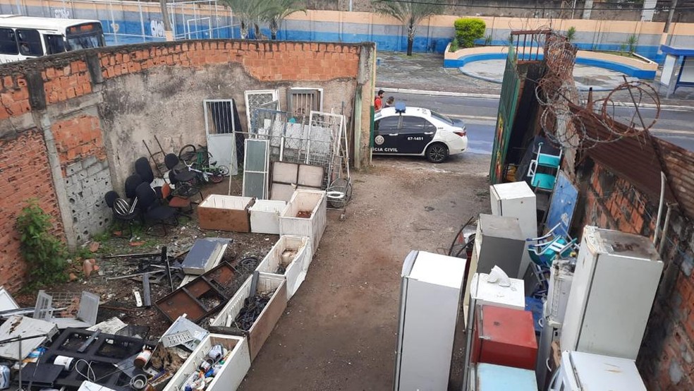 Operação mira ferros-velhos no combate ao furto e à receptação de equipamentos de concessionárias de serviço público — Foto: Divulgação/Polícia Civil