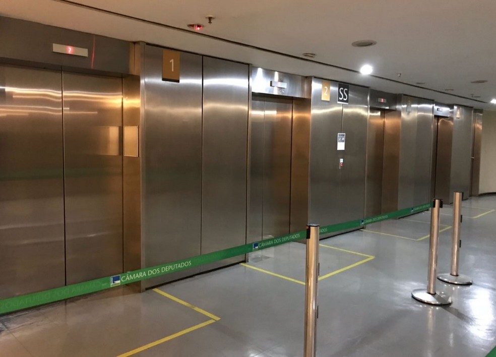 ascensoristas-2.jpg