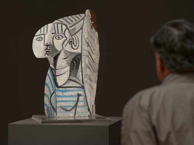 Escultura 'Sylvette', de Pablo Picasso, arrematada por US$ 13,6 milhões. (Foto: Emmanuel Dunand/ AFP)
