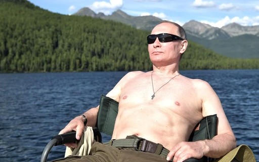 Vladimir Putin é eleito o homem mais sexy da Rússia em pesquisa - Flipboard