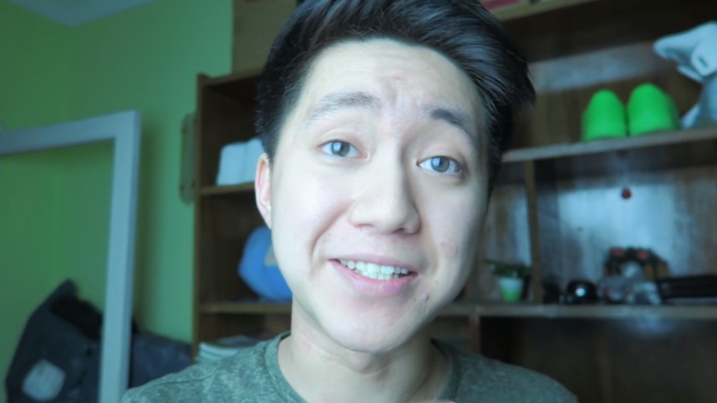 Youtuber ReSet em vÃ­deo de fevereiro de 2018 â Foto: ReproduÃ§Ã£o/YouTube/ReSet