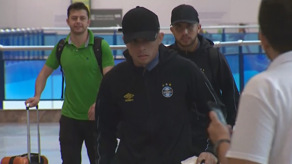 Sem Tardelli e com três titulares: os relacionados do Grêmio para enfrentar o Flamengo