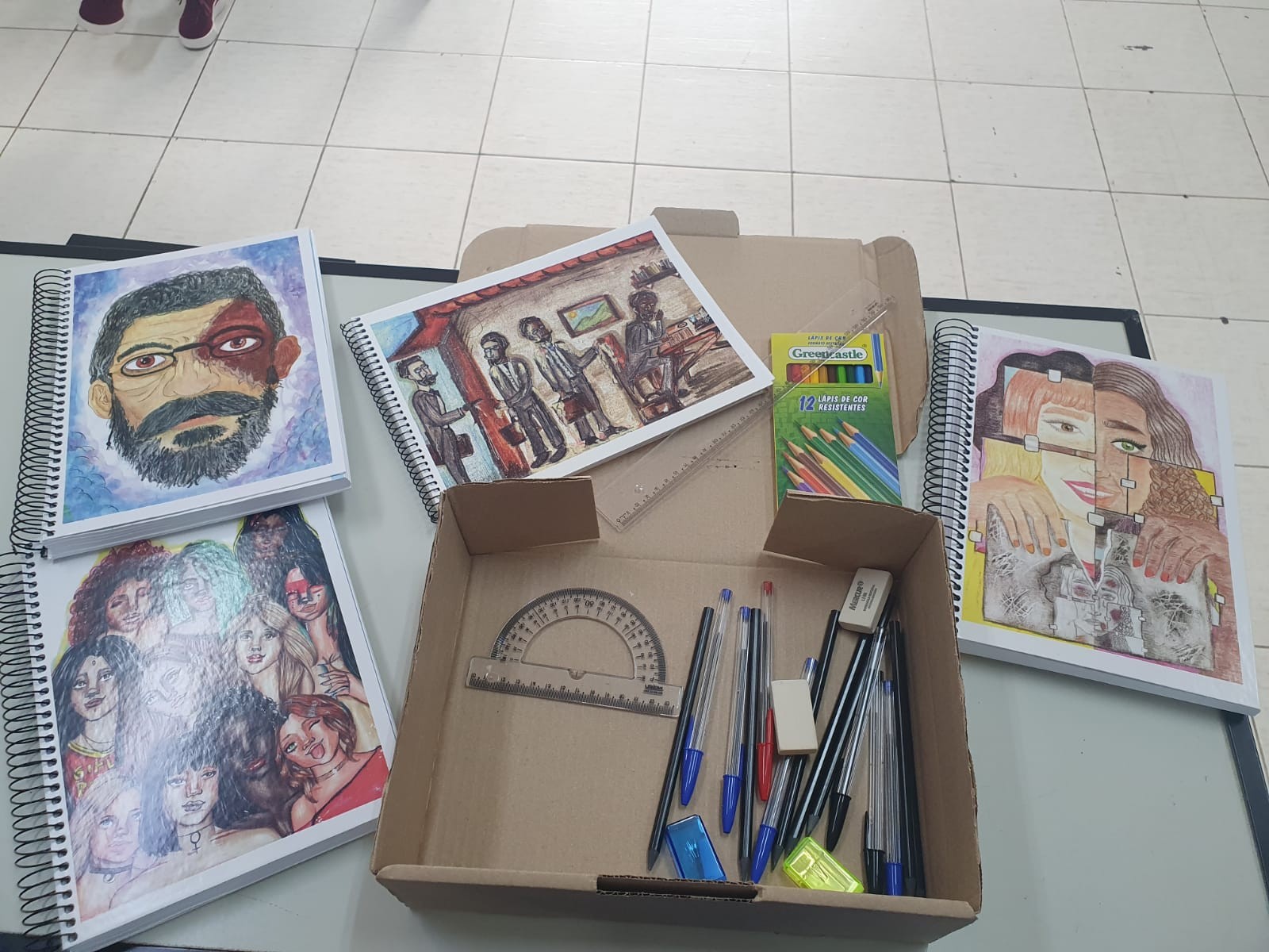 Polícia Civil investiga denúncia de venda de material escolar gratuito em Várzea Paulista