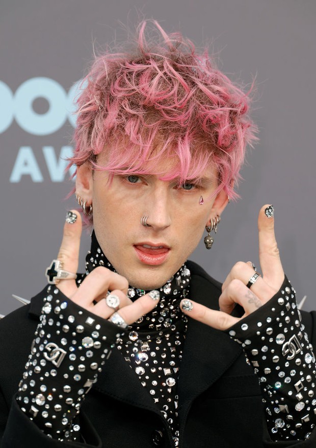 LAS VEGAS, NEVADA - MAY 15: Machine Gun Kelly attends the 2022 Billboard Music Awards at MGM Grand Garden Arena on May 15, 2022 in Las Vegas, Nevada. (Photo by Frazer Harrison/Getty Images) (Foto: Getty Images)