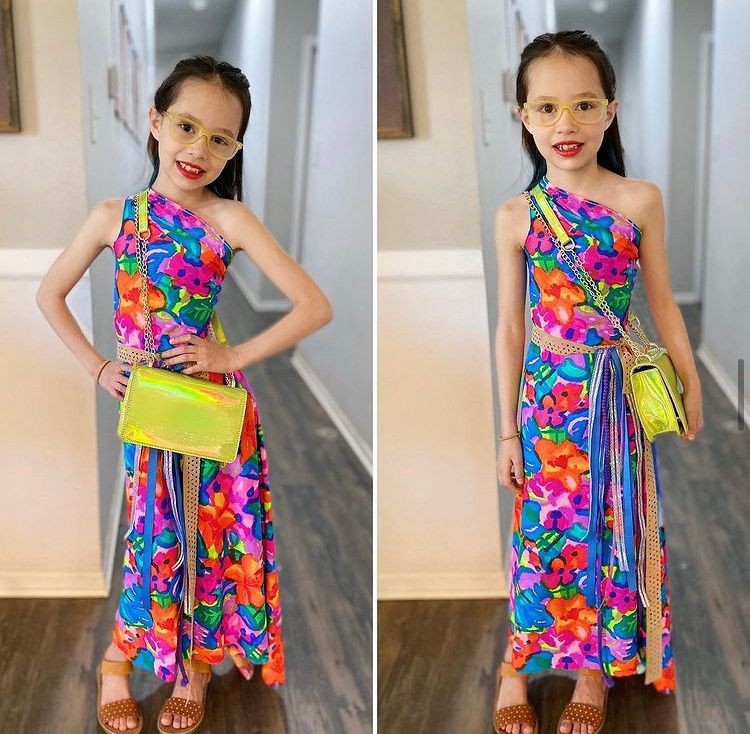 Menina de 9 anos que costura suas próprias roupas fica famosa no mundo da  moda - Revista Crescer, Educação