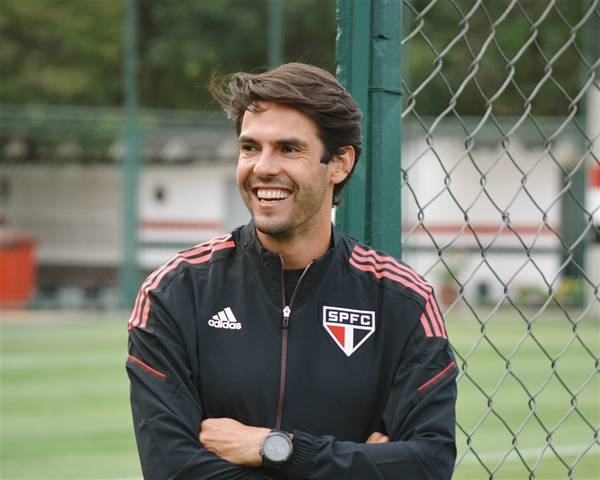 Cafu, Kaká, Seedorf, Palhinha: veja quem estará em jogo festivo entre São Paulo e Milan