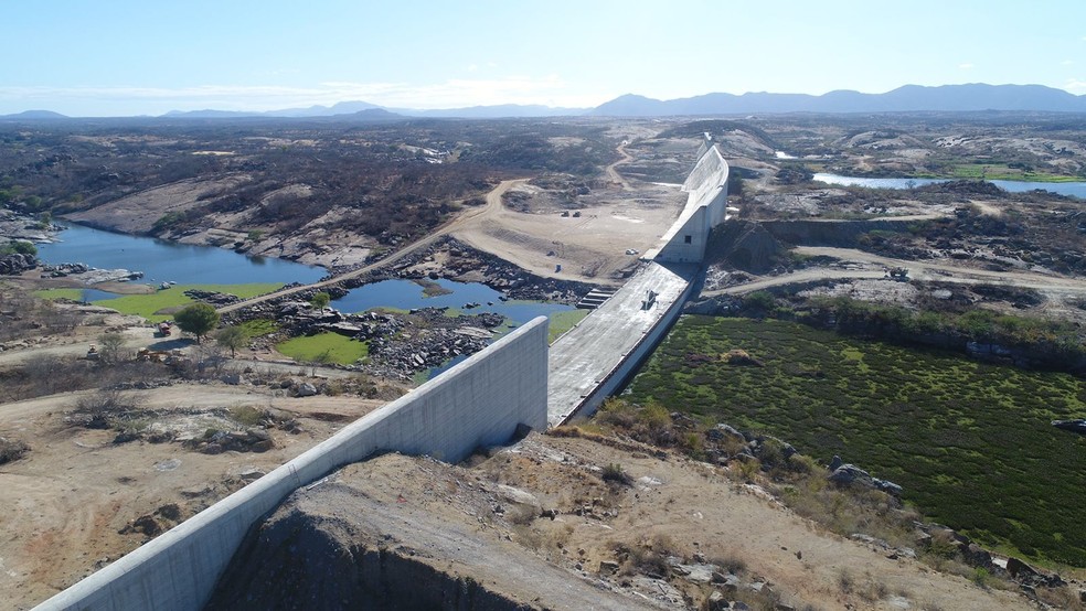 Barragem de Oiticica, em construção no interior do RN — Foto: Semarh/Divulgação
