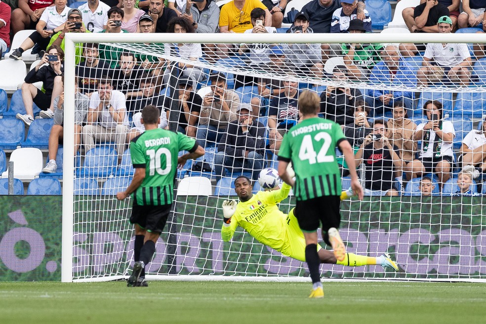 maignan-penalti-sassuolo-milan-campeonat