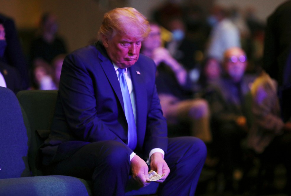 Donald Trump em Las Vegas, em 18 de outubro de 2020. Presidente dos EUA teve diversas publicações nas redes sociais marcadas ou removidas. — Foto: REUTERS/Carlos Barria