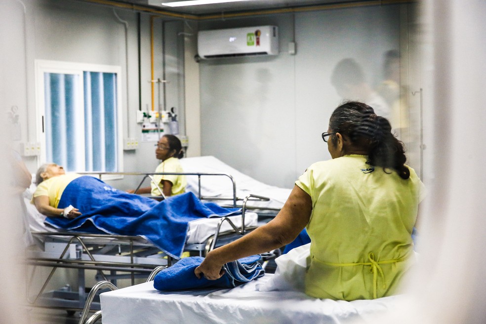 O Sindicato dos Médicos do Ceará aponta que 3.200 pacientes estão à espera de próteses e outros procedimentos eletivos nos hospitais públicos do estado. — Foto: Nah Jereissati/ SVM
