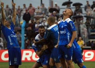 Noia perde donos de 60% dos gols, mas crê em experiência contra Grêmio