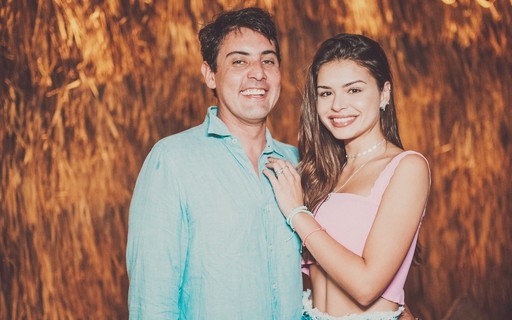 Bruno De Luca e a noiva curtem pré-Réveillon no Piauí