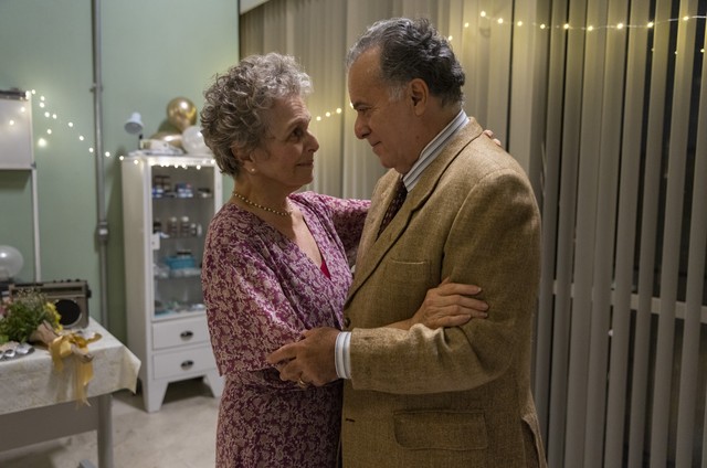 Irene Ravache e Tony Ramos em 'Sob pressão' (Foto: Victor Pollak/Globo)