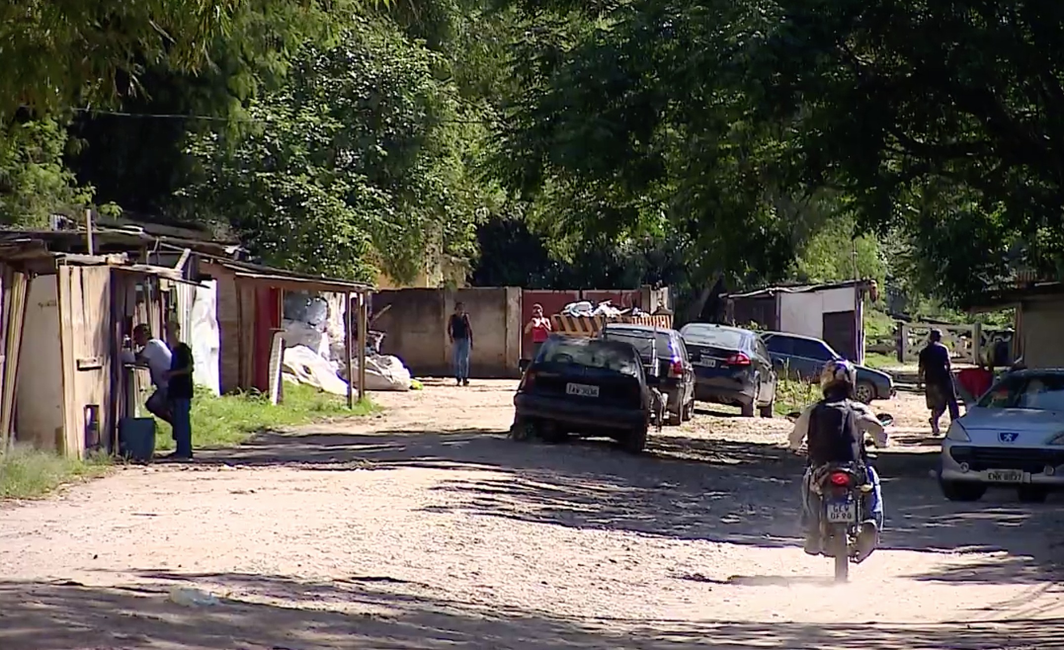 Justiça nega novo pedido de liminar da Prefeitura de São José para retirar famílias do Banhado 