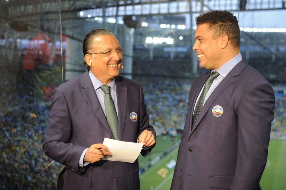 Galvão Bueno e Ronaldo na Copa do Mundo de 2014 — Foto: Renato Rocha Miranda/Globo