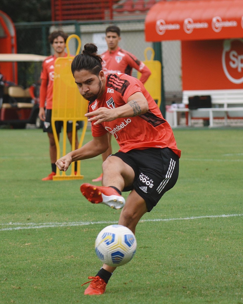 Benítez tem permanência cada vez mais improvável no São Paulo — Foto: Erico Leonan / saopaulofc