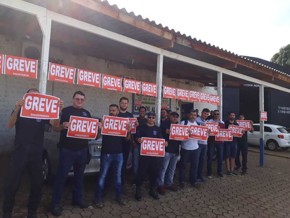 Em todo estado cerca de 2 mil agentes aderiram a manifesta&ccedil;&atilde;o, segundo Singeperon &mdash; Foto: Arquivo Pessoal