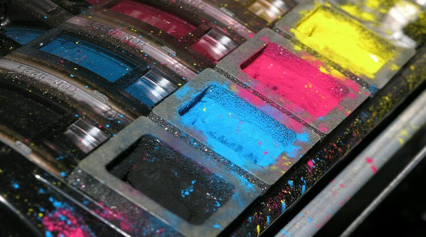 A Sinctronics transforma tampas de cartuchos de impressora em novos produtos (Foto: Divulgação)