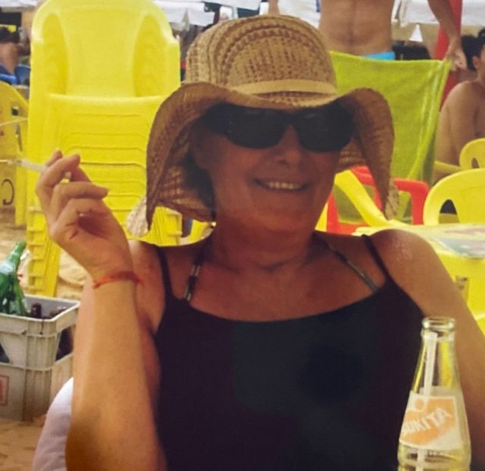 Inês foi fumante durante cerca de 45 anos — Foto: ARQUIVO PESSOAL/BBC