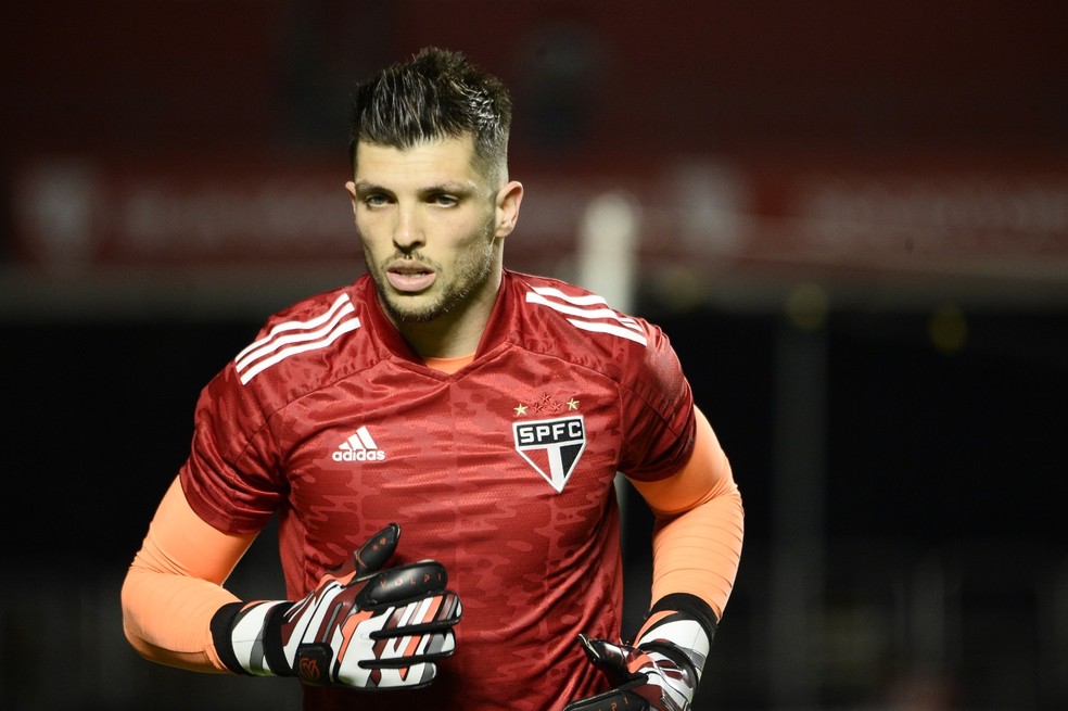 Tiago Volpi deixa o São Paulo e se acerta com o Toluca — Foto: Marcos Ribolli