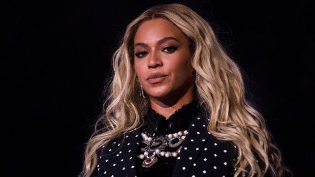 Beyoncé ainda não comentou as críticas ao termo usado na música Heated, mas um porta-voz da cantora afirmou que a letra será alterada e regravada (Foto: GETTY IMAGES (via BBC))