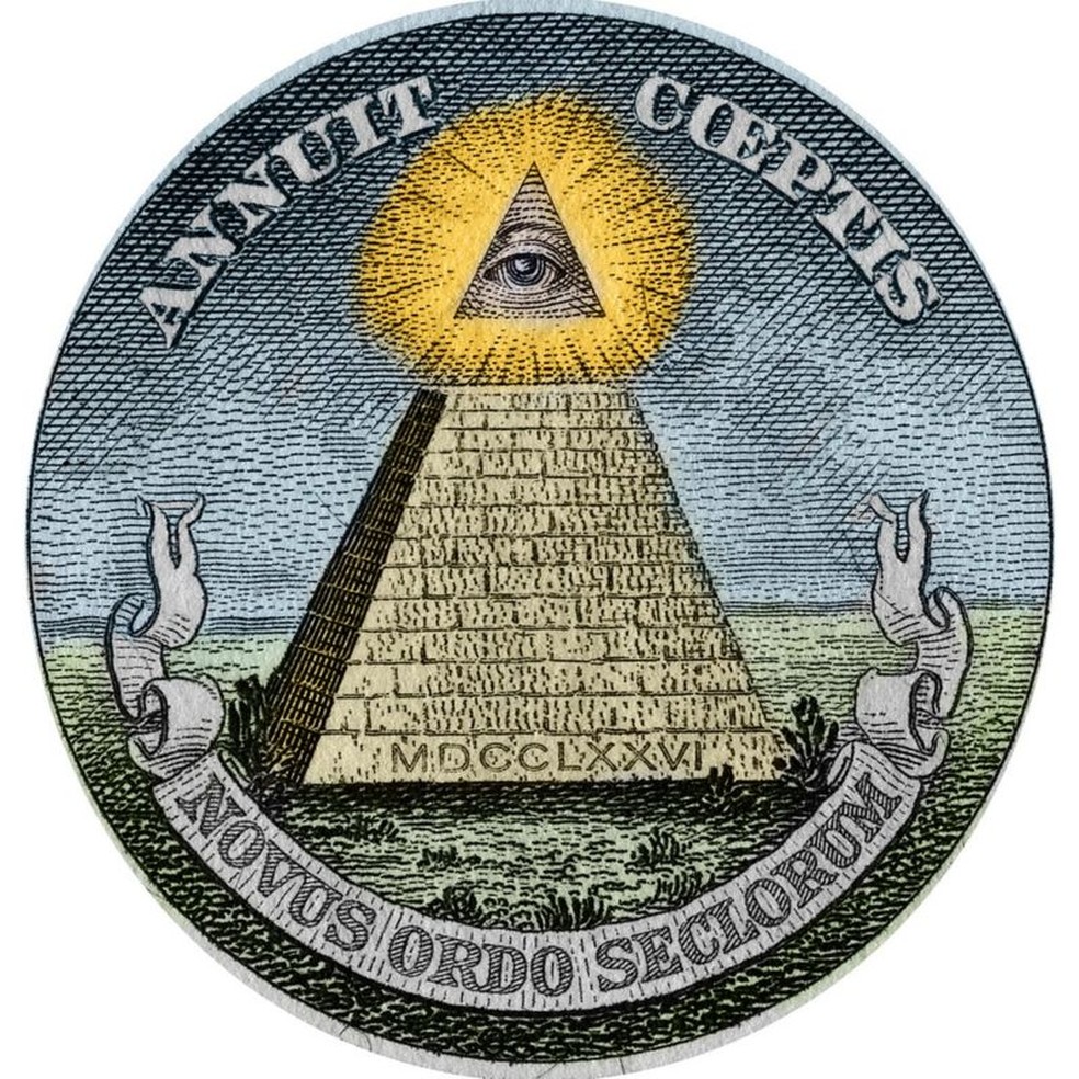 Pirâmide e "olho que tudo vê", símbolos usados ​​no Grande Selo dos Estados Unidos (usado para autenticações) e impressos em papel-moeda no país. — Foto: Getty Images via BBC