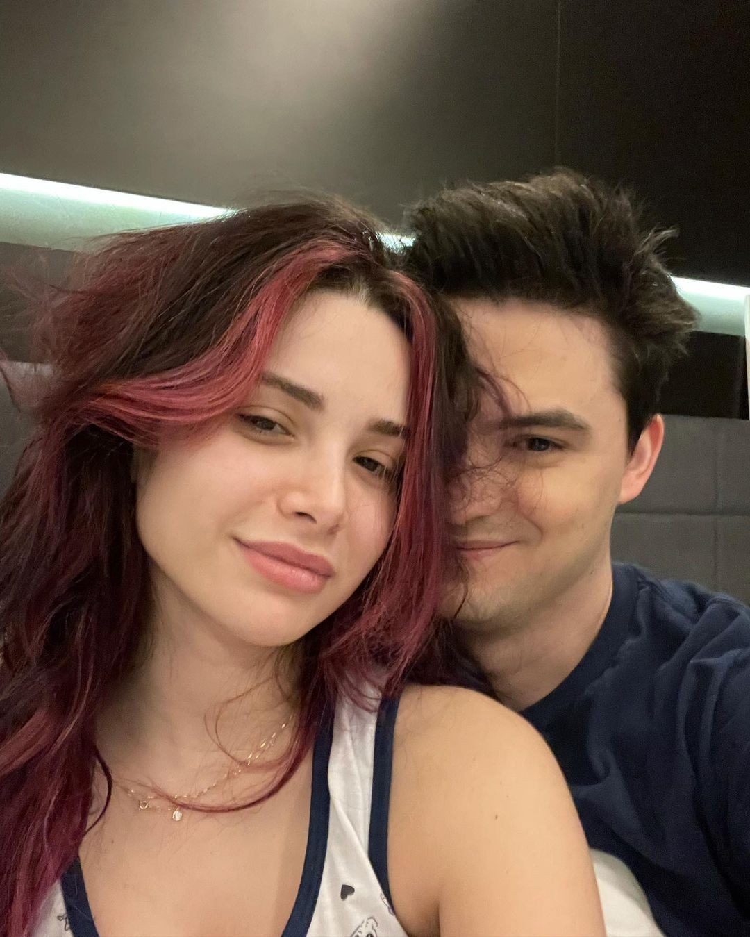 Felipe Neto Comemora 4 Anos Com A Namorada Ter Uma Bruna Na Vida Faz 